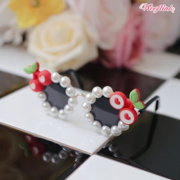 Cutie Honey Sunglasses - Size Small - Picture 2 of 4